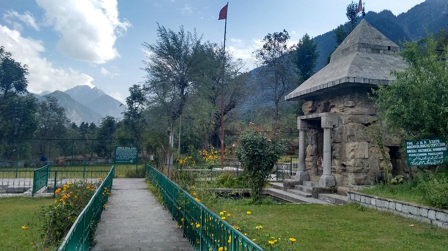 Mamleshwar Temple
